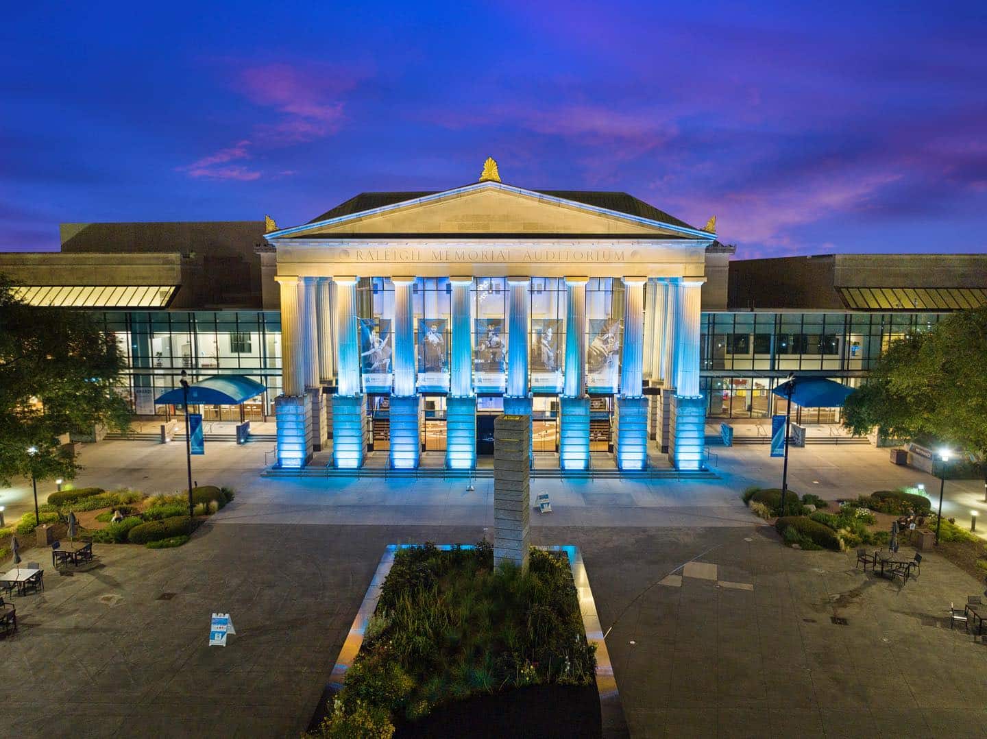 raleigh - Stylus Weddings Raleigh Memorial Auditorium, Raleigh, NC
