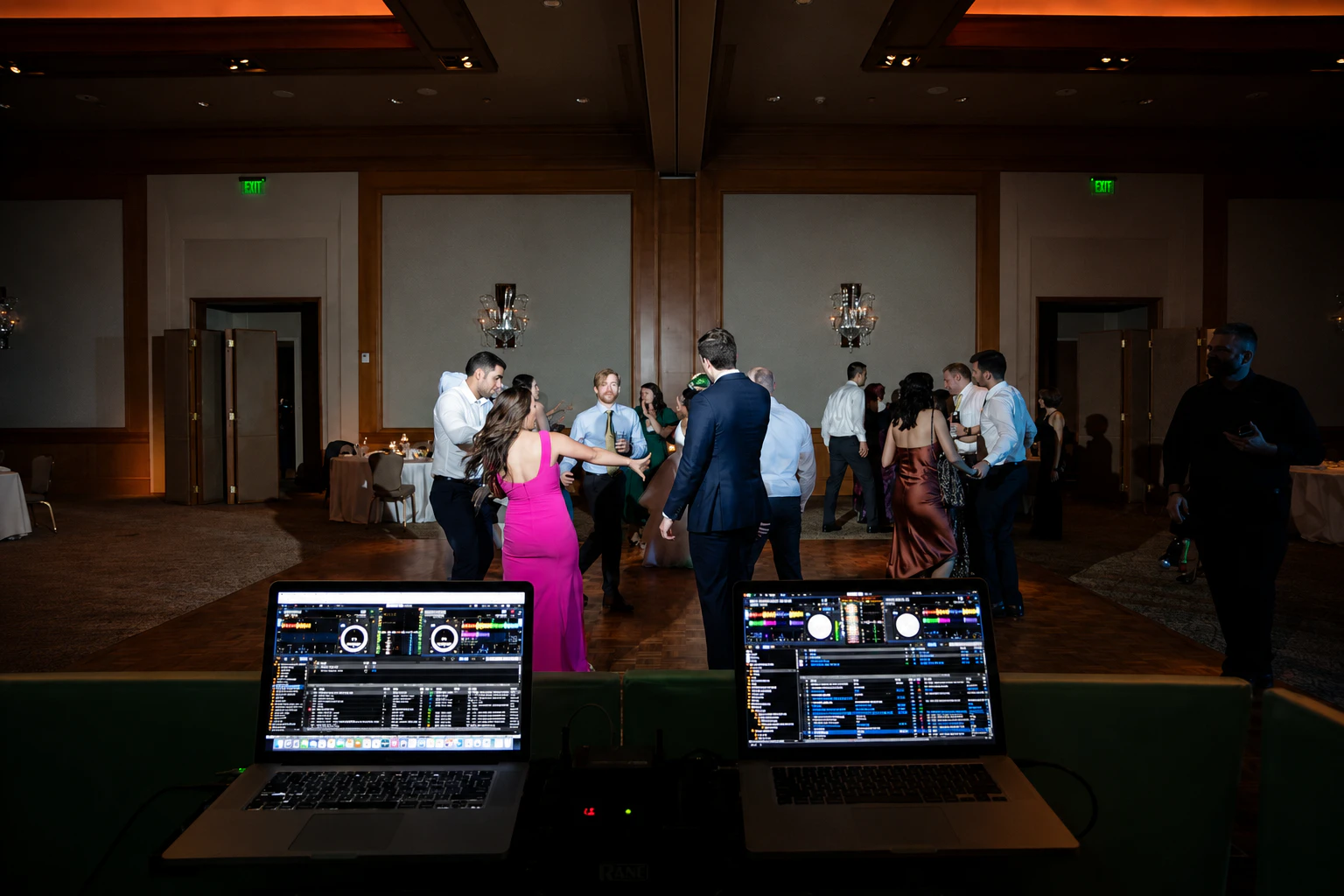 couplesgallery01 - Stylus Weddings Why couples choose Stylus S.E. - We Keep the Party Moving!